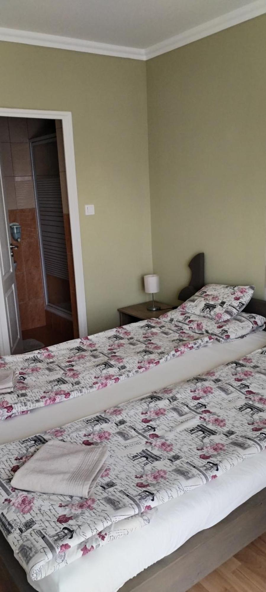 Levendula Apartmanhaz Hajduszoboszlo Exterior photo